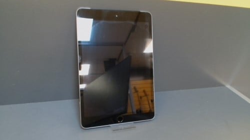 Apple iPad Mini 3 128GB Silver | 039400082779 | Cash Converters