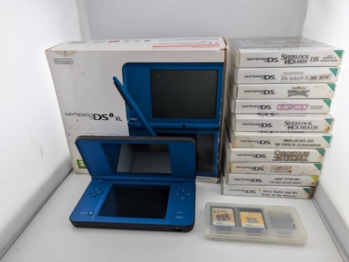 Nintendo DSi XL Plus Three hotsell Games