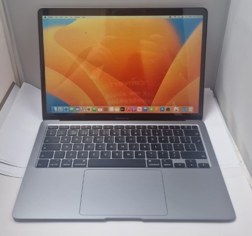 MacBook Pro 2019 8GB/128GB Ventura13.4-