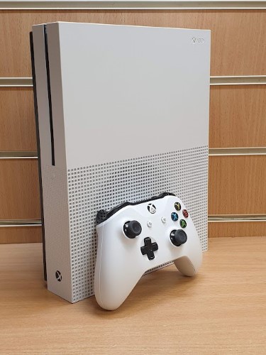 Microsoft Xbox One S 500GB White | 037000132325 | Cash Converters