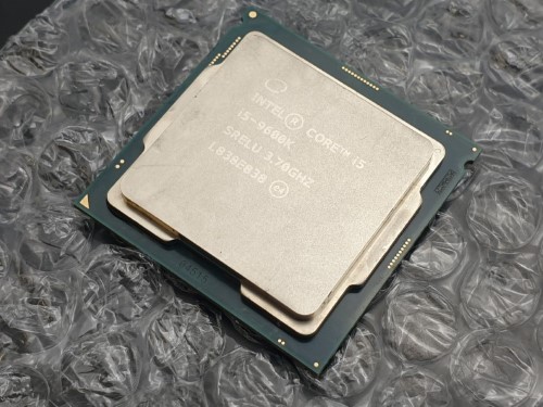 Intel Core i5-9600K (3.7GHz) Lga1151 Intel Core i7 Silver