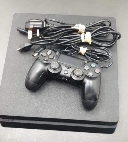 pre owned ps4 slim