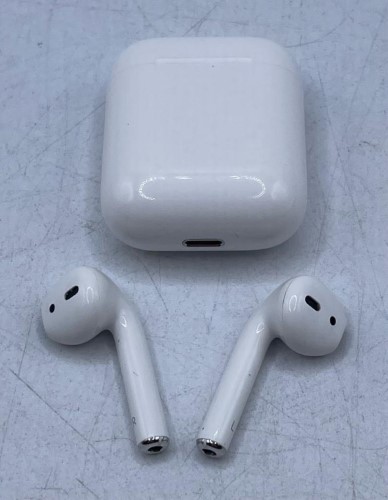 Apple 2nd Gen With Wired Charging Case A2032 A2031 A1602 White