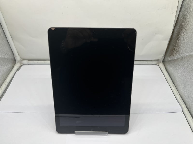 Apple iPad outlet 5th Generation 32GB in Black