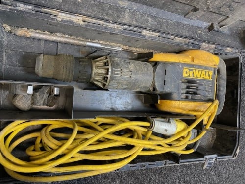 Dewalt d25899 on sale