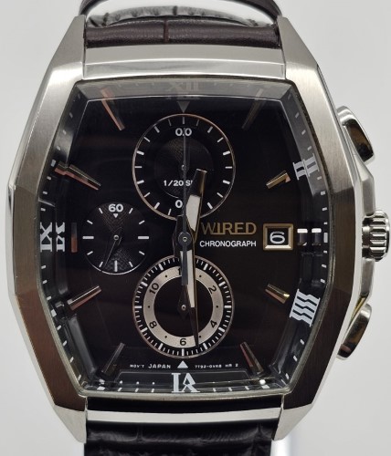 Wired chronograph online watch