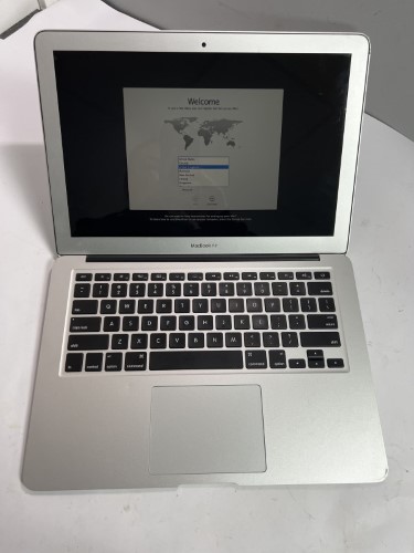 Apple Macbook Air 6,2 Early 2014 1.4GHz Intel Core i5 8GB Silver