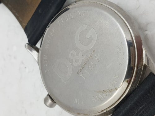 D & g online time watch