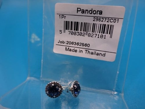 Pandora midnight star on sale earrings