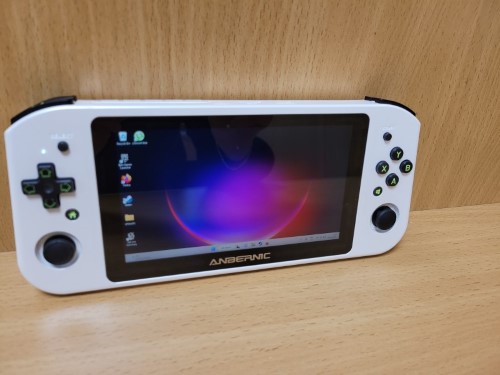 Anbernic Handheld System Win 11 Win600 AMD Athelon Silver 3050E