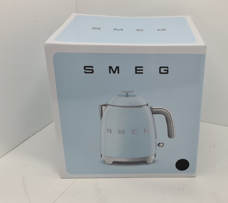 teal smeg kettle