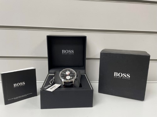 Hugo boss watch deals and wallet set fake