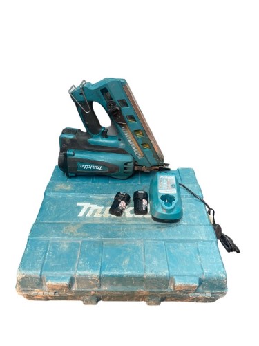 Makita Gn900 First Fix 7.2V Gas Nailer 053400165307 Cash