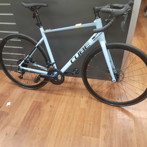 Cube attain pro road bike online 2021