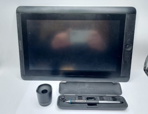 選べる支払い方法 WACOM 液タブ CINTIQ 13HD/WACOM DTK-1301/K | vfv