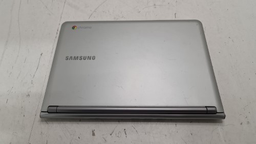 Samsung chromebook 3 hot sale 4gb 32gb