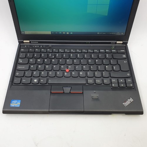 Lenovo Thinkpad X230 Intel Core i5--3320M Cpu @ 2.60GHz 4GB 300GB