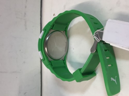 Puma deals watch green