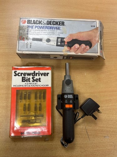 Black & Decker Cordless Screwdriver 9018 NO / Charger