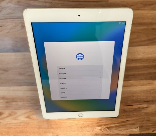 Apple iPad 5th Generation 32GB in Gold cheapest