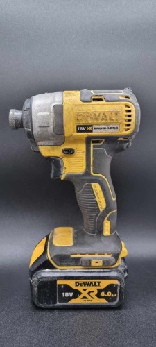 Dewalt dcf787n deals