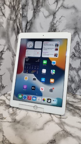 Apple iPad Air 2 16GB Chrome | 045500060981 | Cash Converters