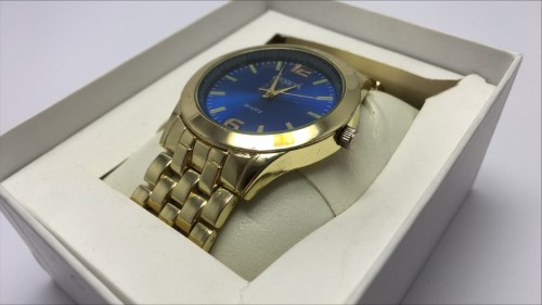 Reloj salco quartz cheap dorado 3atm waterproof