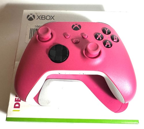 Xbox One Controller Xbox One Pink | 018600195624 | Cash Converters