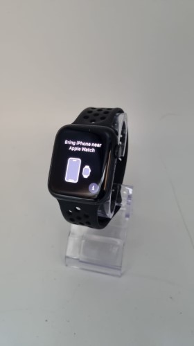 Apple mens online watch