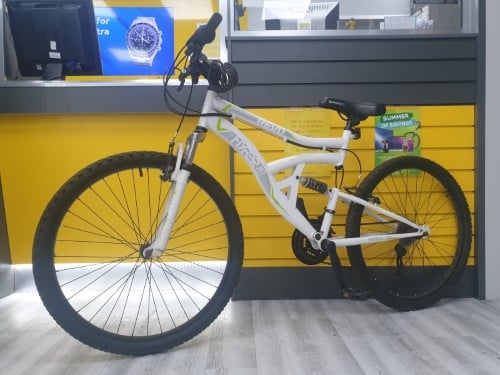 Hyper 26 inch store bike