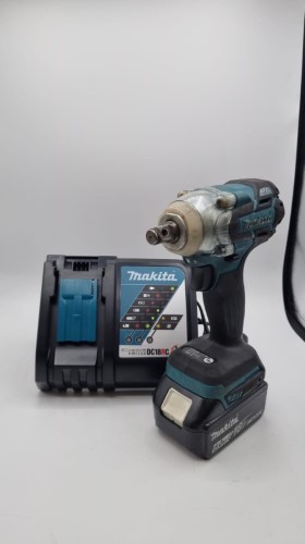 Makita dtw285 best sale battery and charger