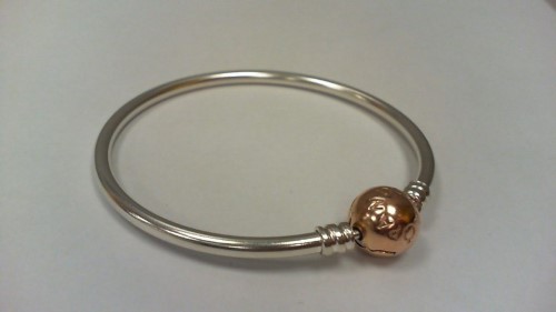 Pandora rose sale clasp bangle