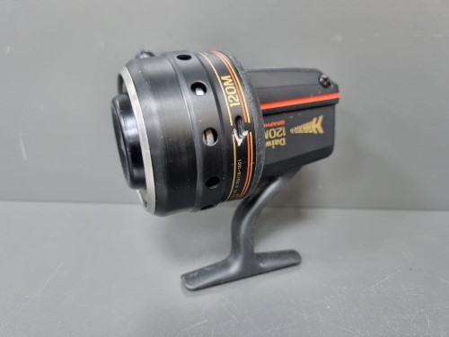 Daiwa Harrier 120M Graphite Closed Face Fishing Reel Black