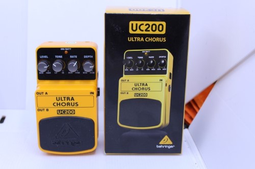 behringer uc200 ultra stereo chorus pedal