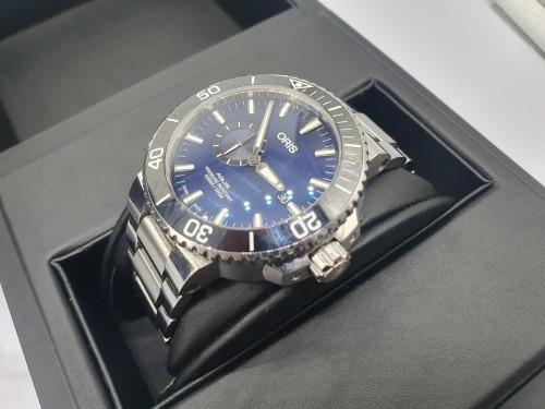 Oris Aquis Watch Mens 01 743 7733 4135 07 052700083344 Cash