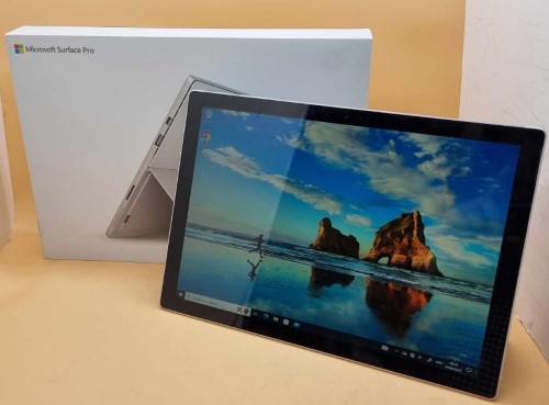 Microsoft Surface Pro 6 (i7, 8GB Ram) 256GB Grey | 046000101183