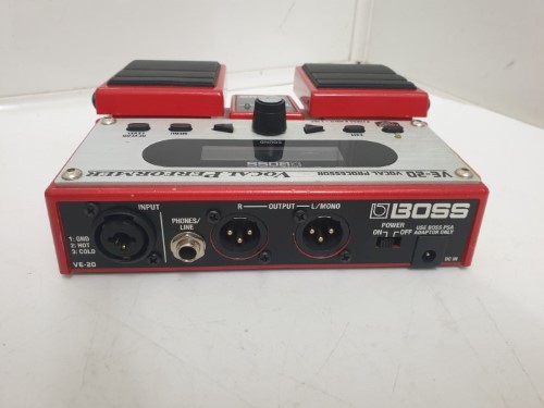 Electric Boss Ve-20 Vocal Performer Multi-Effects Pedal. Red