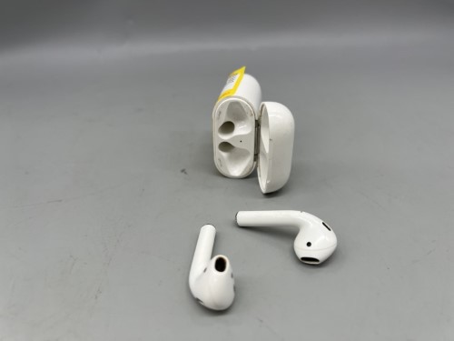 Apple Airpods 1st Gen A1722 A1523 In Ear Wired Charging Case A1602 for 59.99 Second Hand