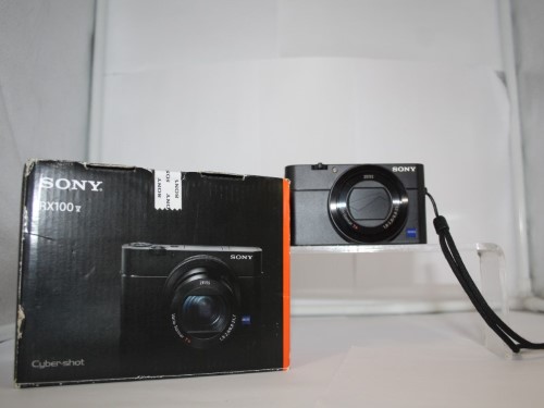 Sony Dsc- Rx100m5 20.0 Mp Black | 045900064428 | Cash Converters