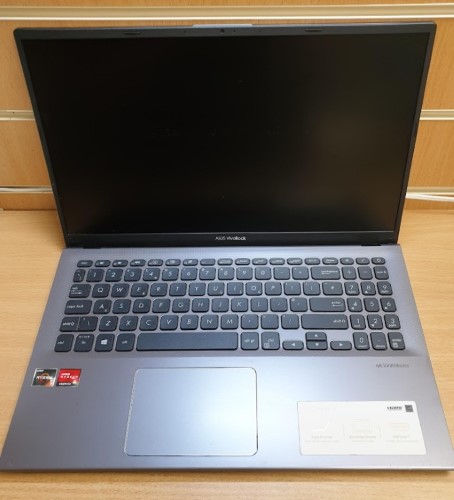 Asus Vivobook 15 X512d AMD Ryzen 3 4GB 128GB SSD Silver for £199.00 Second  Hand