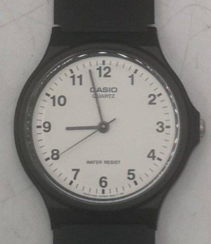 Casio Watch Unisex 1330 for 9.99 Second Hand