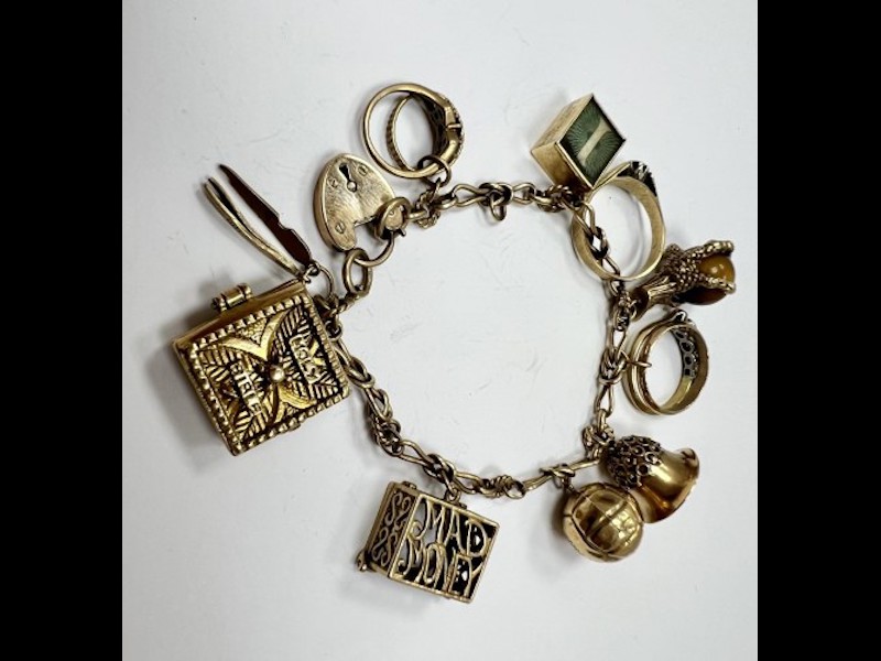 9ct Yellow Gold Charm Bracelet - Cash Converters