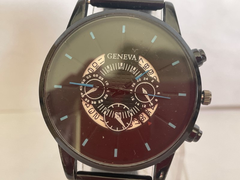 Luxury Geneva Women's Bling Gold Coloured Stainless Steel Crystal Wrist  Watch Interior Gift for fasionable Women & Girls