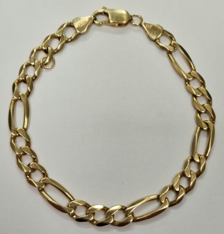 Fine 9ct Yellow Gold Figaro Anklet  Bracelet 9  10  Chains of Gold