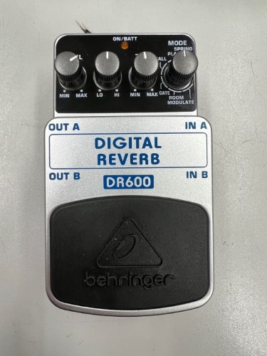 behringer digital reverb dr100