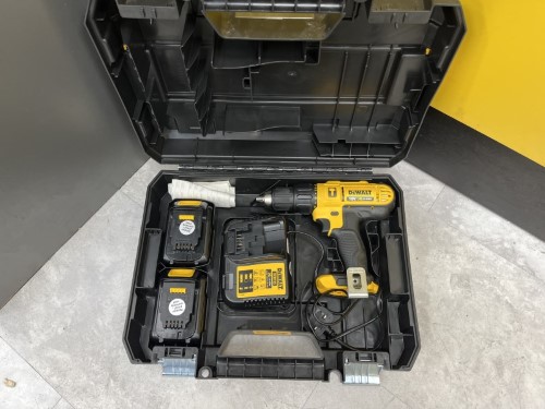 Dcd776s2t dewalt hot sale