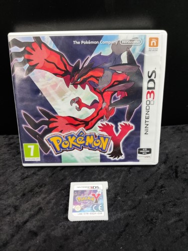 Pokemon best sale y case