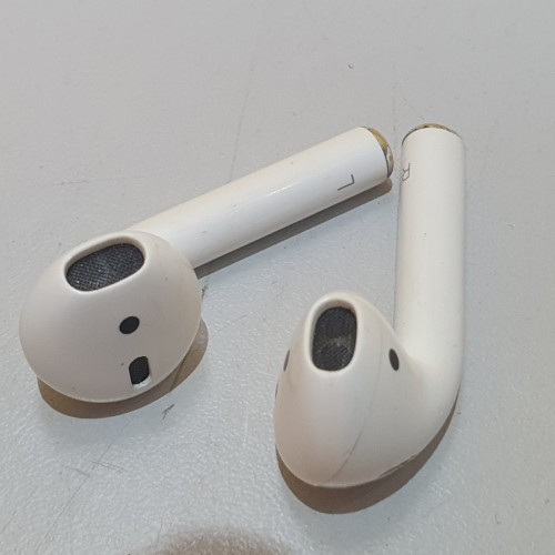 apple-airpods-2nd-gen-in-ear-wireless-charging-case-a1602-a2031