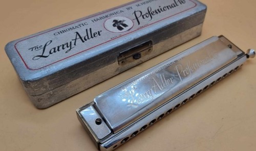 Larry adler professional 16 deals chromatic harmonica