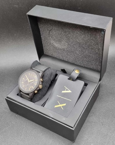 Armani Exchange Watch for Men, Three Hand Movement, 46 mm Gold Stainless  Steel Case with a Stainless Steel Strap, AX7124 : Amazon.co.uk: Fashion